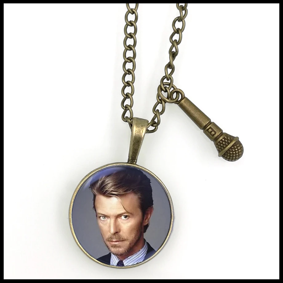 David Bowie labyrith jareth the goblin king retro microphone necklace glass cabcochon pendant 2017 new drop shipping NW2079
David Bowie labyrith jareth the goblin king retro microphone necklace glass cabcochon pendant 2017 new drop shipping NW2079