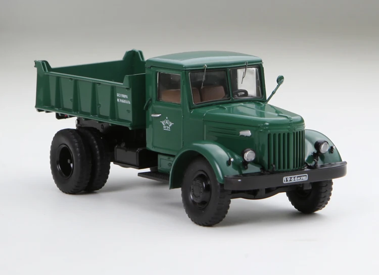 Limit 1/43 High Simulation Vehicle Model of SSM Russian MAZ-205 Dump Truck Alloy Collection Model
Limit 1/43 High Simulation Vehicle Model of SSM Russian MAZ-205 Dump Truck Alloy Collection Model
