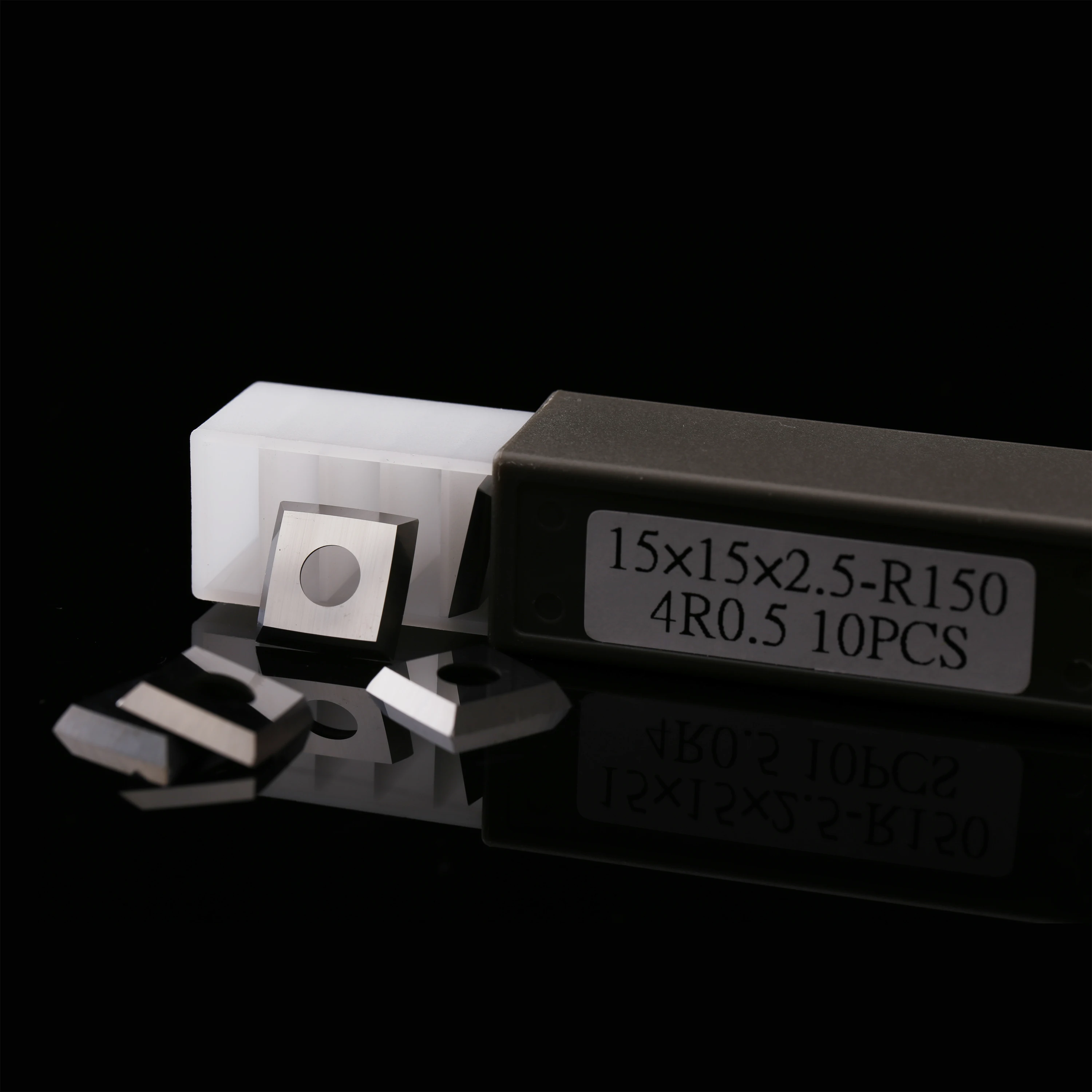 Square Wood Working Solid Carbide Reversible Insert cutter(15*15*2.5R150/4R0.5)4Edge For Lathe Head,Pack of 10
Square Wood Working Solid Carbide Reversible Insert cutter(15*15*2.5R150/4R0.5)4Edge For Lathe Head,Pack of 10