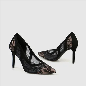 New 2019 European and American sexy bud silk yarn super high heel pointed shallow mouth stiletto ladies single
New 2019 European and American sexy bud silk yarn super high heel pointed shallow mouth stiletto ladies single