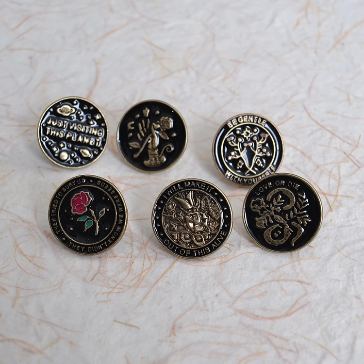 Free shipping Cute metal Drip brooch punk wind round badge alternative dark rose blessing Brooch Pin For women
Free shipping Cute metal Drip brooch punk wind round badge alternative dark rose blessing Brooch Pin For women