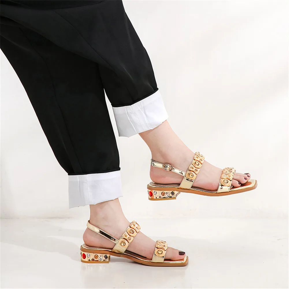 LAPOLAKA patent leather crystal metal decoration women shoes woman casual Leisure summer sandals 2019
LAPOLAKA patent leather crystal metal decoration women shoes woman casual Leisure summer sandals 2019
