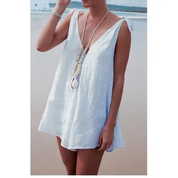 2019 Summer Women Sexy V Neck Beach Jumpsuit Casual Straps Lace Up Loose Rompers Sleeveless Backless Short Playsuit
2019 Summer Women Sexy V Neck Beach Jumpsuit Casual Straps Lace Up Loose Rompers Sleeveless Backless Short Playsuit