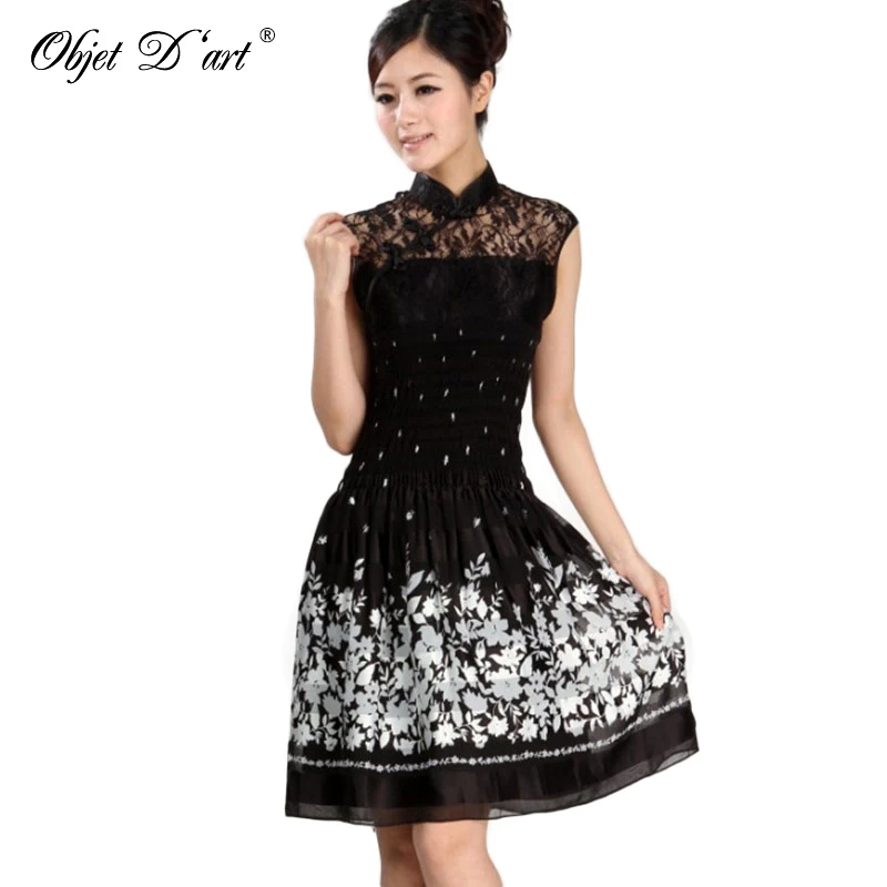 2018 Women Chinese Traditional Embroidery Cheongsam Lace Patchwork Short Sleeve Flower Qipao Dress Sexy Party Chinese Elements
2018 Women Chinese Traditional Embroidery Cheongsam Lace Patchwork Short Sleeve Flower Qipao Dress Sexy Party Chinese Elements
