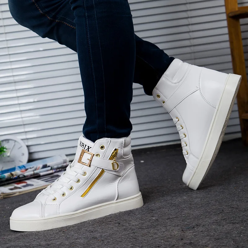 New 2019 autumn and winter men's shoes breathable trend board shoes high to help casual shoes students running shoes
New 2019 autumn and winter men's shoes breathable trend board shoes high to help casual shoes students running shoes