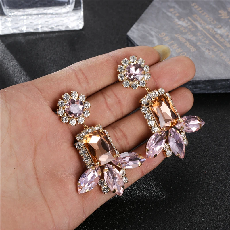 Classical Wedding Drop Earring For Women Irregular Colorful Crystal Dangle Earrings Pendientes Duzzling Retro Brincos Pendientes
Classical Wedding Drop Earring For Women Irregular Colorful Crystal Dangle Earrings Pendientes Duzzling Retro Brincos Pendientes