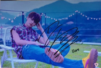 hand Signed Seventeen JUN autographed group photo YOU MAKE MY DAY 5*7 K-POP 072018
hand Signed Seventeen JUN autographed group photo YOU MAKE MY DAY 5*7 K-POP 072018