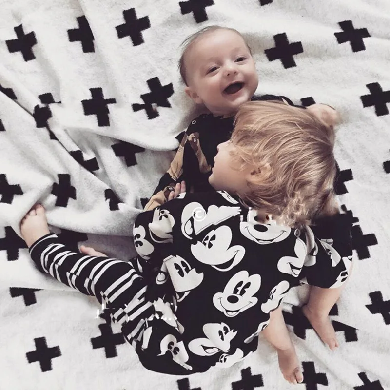 2 Pcs Set Mickey Cartoon Print Cotton Boys Clothes Mickey Set Kids Clothing Kids Clothes Casual Costume Children Clothing
2 Pcs Set Mickey Cartoon Print Cotton Boys Clothes Mickey Set Kids Clothing Kids Clothes Casual Costume Children Clothing