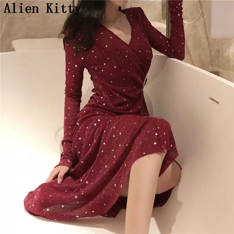 Alien Kitty Women Sets Autumn Fashion Geometric V-Neck Tops + Elastic Waist Ankle Length Skirt Two Piece Casual Lady Suits Femme
Alien Kitty Women Sets Autumn Fashion Geometric V-Neck Tops + Elastic Waist Ankle Length Skirt Two Piece Casual Lady Suits Femme