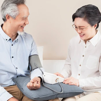 YUWELL Ye-680B Upper Arm Blood Pressure Monitor Portable LCD Equipment Sphygmomanometer Cuff Blood Digital Heart Rate Meter
YUWELL Ye-680B Upper Arm Blood Pressure Monitor Portable LCD Equipment Sphygmomanometer Cuff Blood Digital Heart Rate Meter