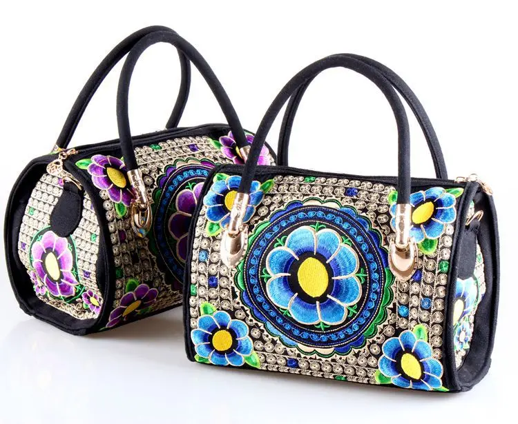 Fivefivesix Red black national embroidery lady women's bag BSixeight
Fivefivesix Red black national embroidery lady women's bag BSixeight