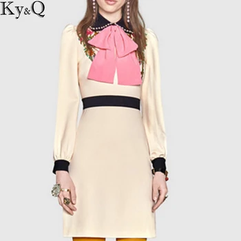 2019 Winter Vintage White Party Dress Women Runway Designer Long Sleeve Bow Floral Embroidery Female Mini Dresses Vestidos Tunic
2019 Winter Vintage White Party Dress Women Runway Designer Long Sleeve Bow Floral Embroidery Female Mini Dresses Vestidos Tunic