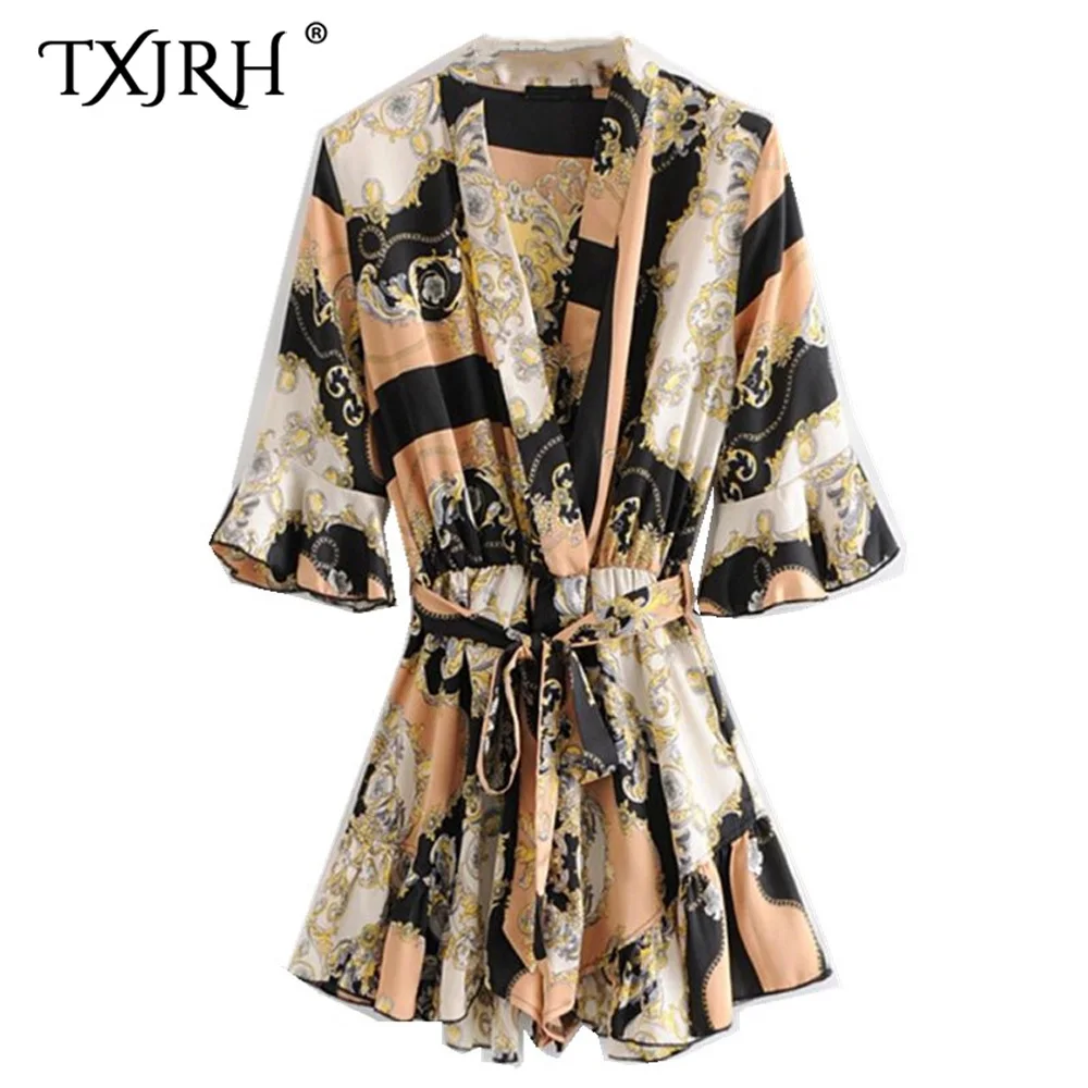 Retro Cross V neck Totem Floral Print Short Playsuits Bow tied Sashes Women Spliced Ruffle Short Jumpsuits Rompers Overalls 2019
Retro Cross V neck Totem Floral Print Short Playsuits Bow tied Sashes Women Spliced Ruffle Short Jumpsuits Rompers Overalls 2019