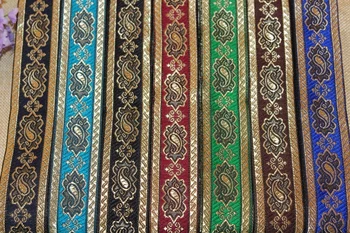 10yards/lot wide 3.5cm Woven Jacquard Ribbon Paisley design for curtain and clothing accessory LS-0798
10yards/lot wide 3.5cm Woven Jacquard Ribbon Paisley design for curtain and clothing accessory LS-0798