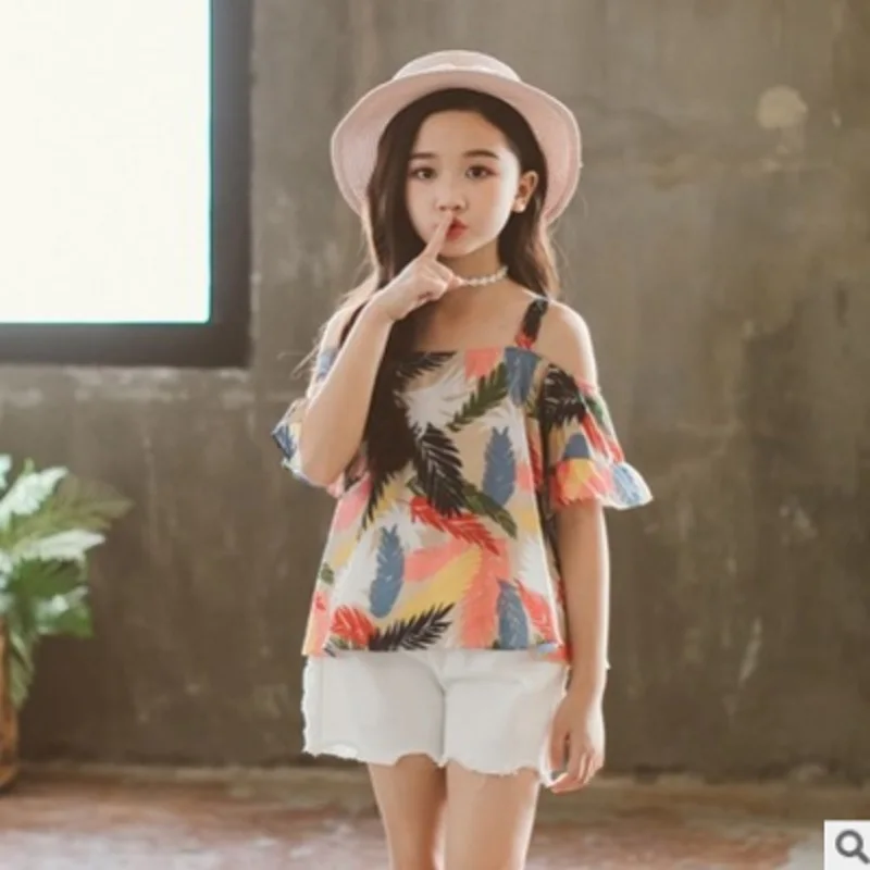 Girls Overalls Short Clothing Set Summer 2019 New Kids Clothes Sets Children's Flower feather Suits Print Color Size4-14 ly252
Girls Overalls Short Clothing Set Summer 2019 New Kids Clothes Sets Children's Flower feather Suits Print Color Size4-14 ly252