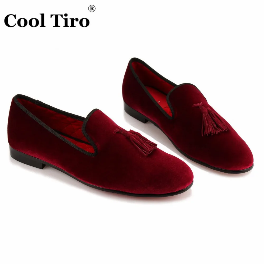 COOL TIRO Men Fashion Wine red velvet Casual Flat Tassels Slip-On Driver Dress Loafers Pointed Toe Wedding Red bottom Shoes
COOL TIRO Men Fashion Wine red velvet Casual Flat Tassels Slip-On Driver Dress Loafers Pointed Toe Wedding Red bottom Shoes