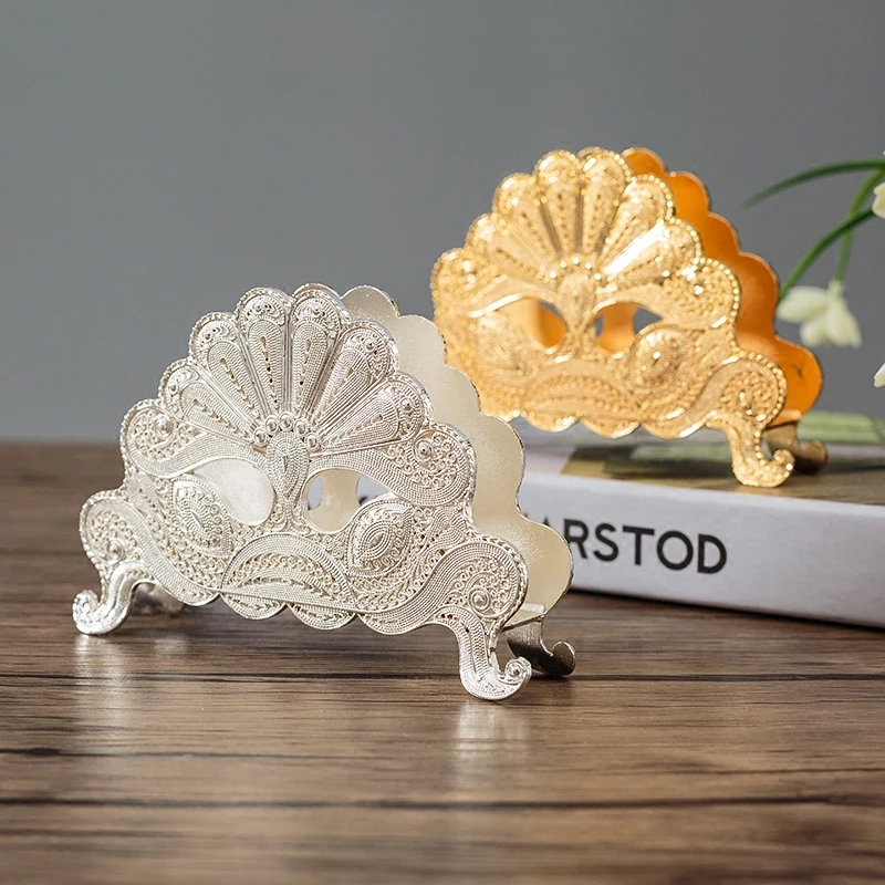 Fashion metal flower napkin holder table napkin ring silver/gold napkin rings for weddings wedding ring holder ZJJ003
Fashion metal flower napkin holder table napkin ring silver/gold napkin rings for weddings wedding ring holder ZJJ003