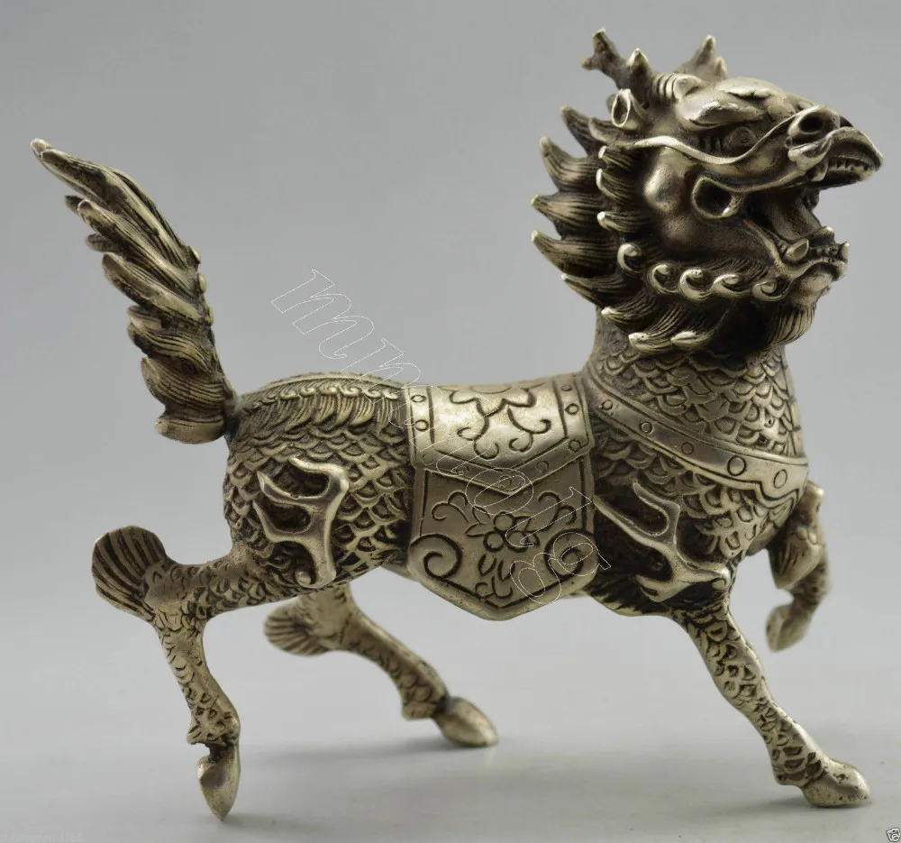 Collectible Decorated Old Handwork Tibet Silver Carved Kylin Statue metal handicraft home decorations.
Collectible Decorated Old Handwork Tibet Silver Carved Kylin Statue metal handicraft home decorations.