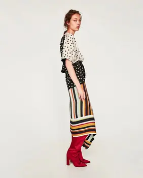 Women v-neck half sleeve pleated chiffon blouse elegant patchwork polka dot shirt
Women v-neck half sleeve pleated chiffon blouse elegant patchwork polka dot shirt