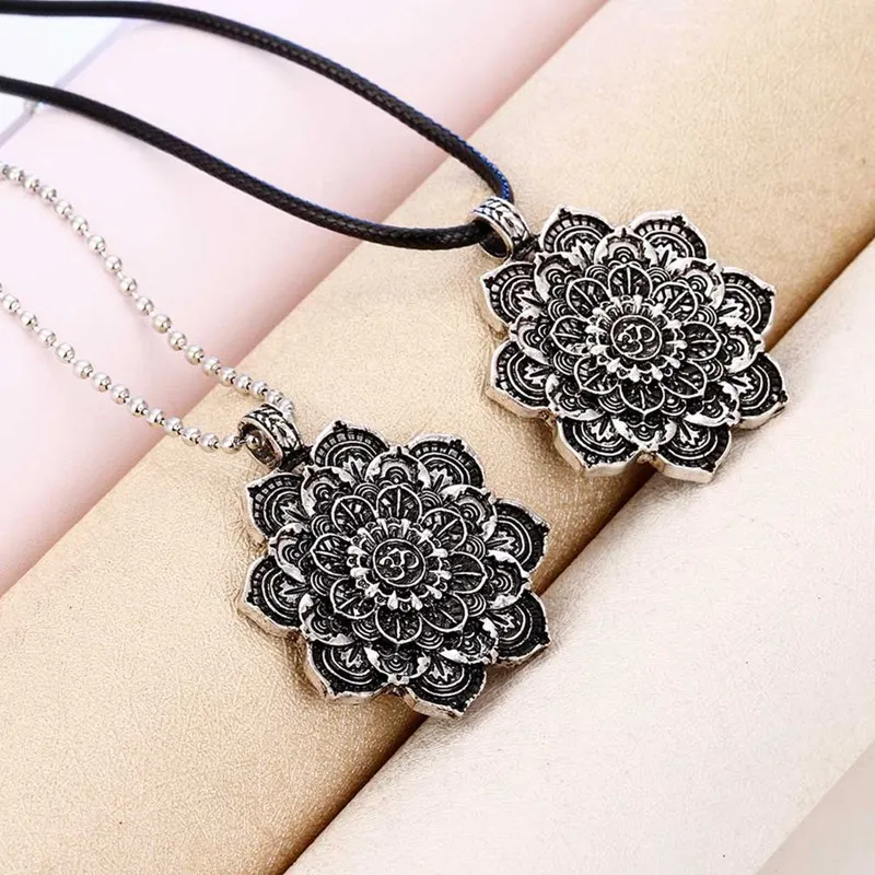 New Hot 1Pcs Tibet Spiritual Necklace Tibet Mandala Pendant Necklace Geometry Amulet Religious Jewelry Wholesale
New Hot 1Pcs Tibet Spiritual Necklace Tibet Mandala Pendant Necklace Geometry Amulet Religious Jewelry Wholesale