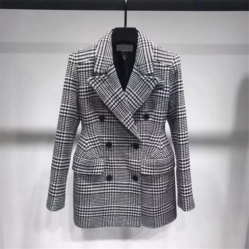 Handmade Luxury Wool Jacket for Women Vintage Double Breasted Houndstooth Woolen Suit Coat
Handmade Luxury Wool Jacket for Women Vintage Double Breasted Houndstooth Woolen Suit Coat
