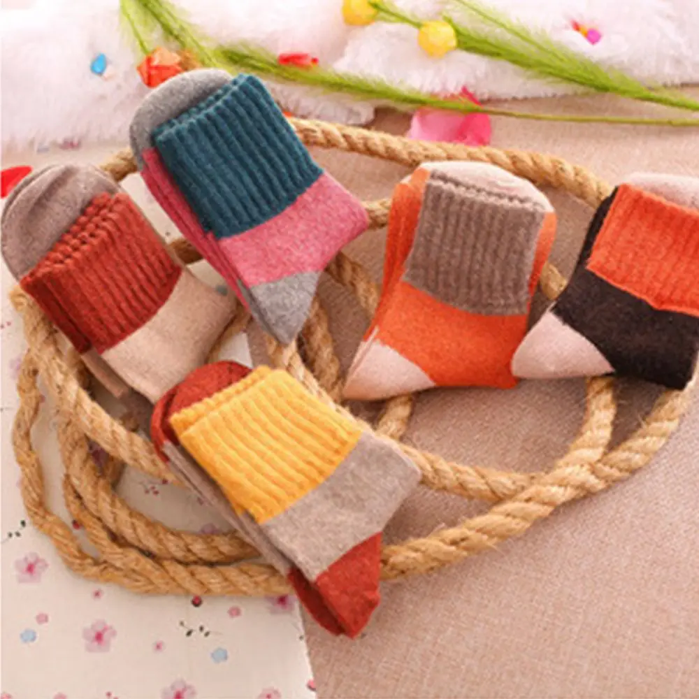 1 Pair Ladies Fashion Winter Wool Stretch Cotton Socks For Women High Quality Thicken Warm Short Socks
1 Pair Ladies Fashion Winter Wool Stretch Cotton Socks For Women High Quality Thicken Warm Short Socks