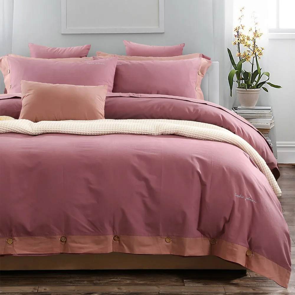 100% Cotton 4 Pcs Simple button border beding set 1 Duvet Cover with 1 Flat sheet 2 Pillow cases
100% Cotton 4 Pcs Simple button border beding set 1 Duvet Cover with 1 Flat sheet 2 Pillow cases