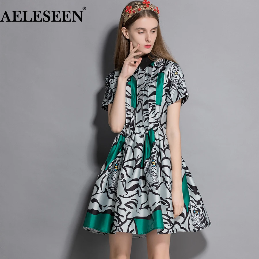 AELESEEN Vintage Dress 2018 Runway Elegant Ball Gown Contrast Color Pleated Gothic Slim Retro Print Lapel Designer Dress Women
AELESEEN Vintage Dress 2018 Runway Elegant Ball Gown Contrast Color Pleated Gothic Slim Retro Print Lapel Designer Dress Women
