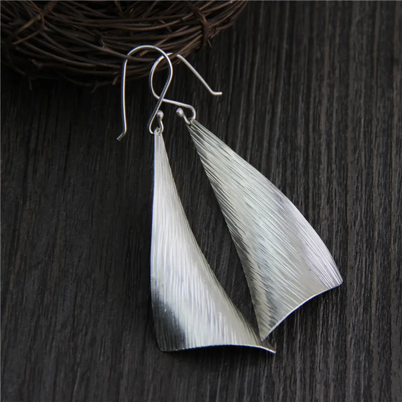 Handmade Brushed 925 Sterling Silver Geometric Retro Exaggerated Lady's Earrings for Women Gift
Handmade Brushed 925 Sterling Silver Geometric Retro Exaggerated Lady's Earrings for Women Gift