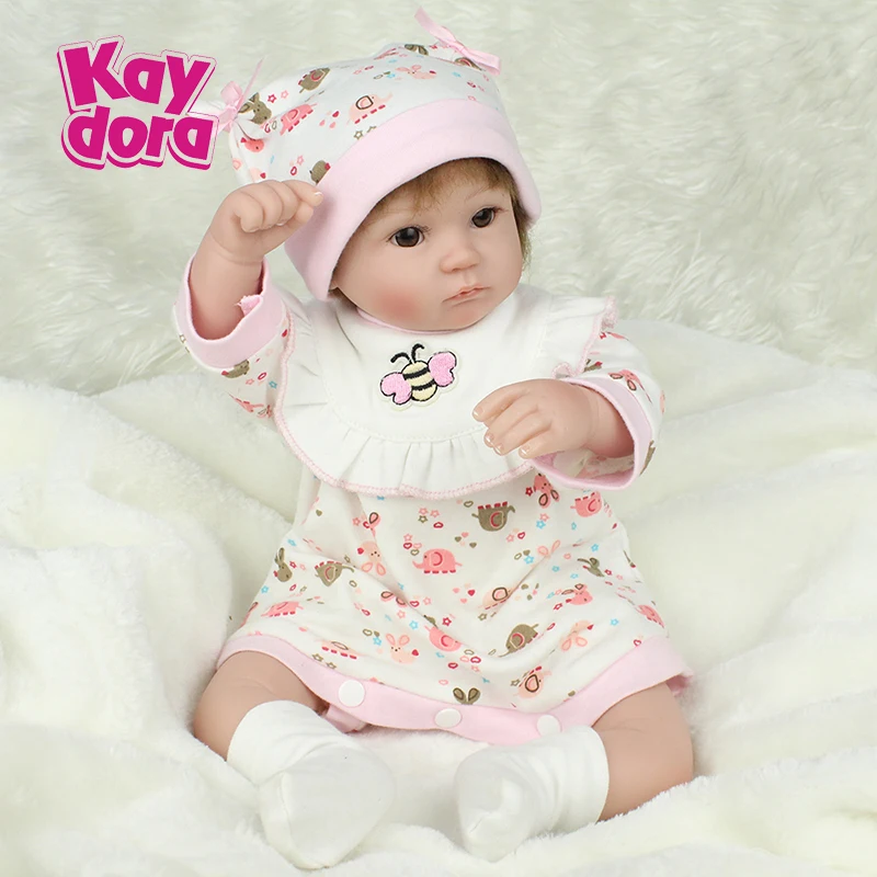 42CM Lifelike Soft Vinyl Silicone Reborn Baby Doll 17 inch mohair hair Dolls Girls Toys For Kids gift Children toys
42CM Lifelike Soft Vinyl Silicone Reborn Baby Doll 17 inch mohair hair Dolls Girls Toys For Kids gift Children toys