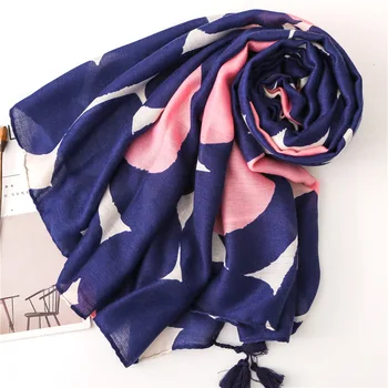 women‘s winter scarf female autumn spring Spain style vintage elegant long blue pink dots circle scarf neckerchief
women‘s winter scarf female autumn spring Spain style vintage elegant long blue pink dots circle scarf neckerchief