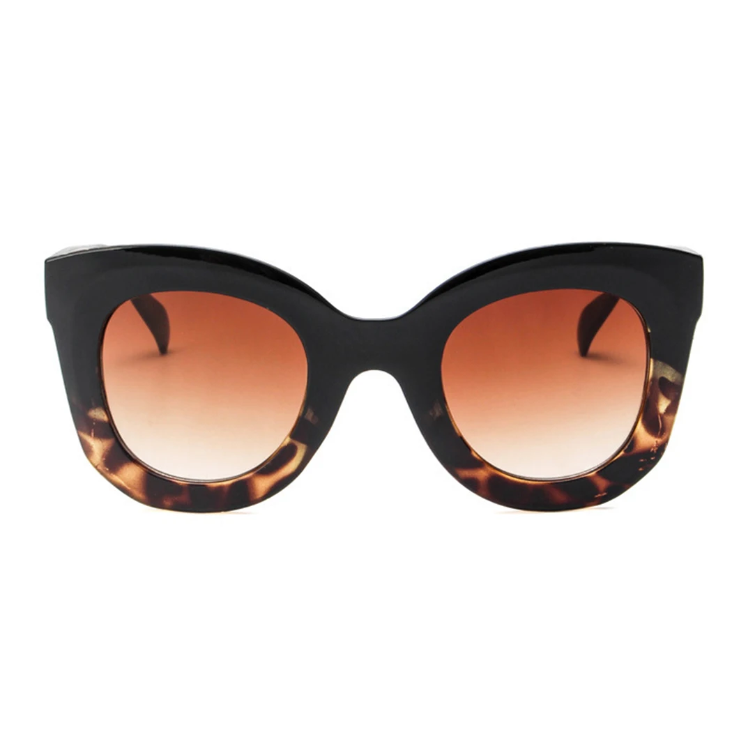 Rivet Oversized Brand Designer Sun Glasses Fashion Women Cat Eye Thick Frame Sunglasses Retro UV400 Cateye Eyewear Female Shades
Rivet Oversized Brand Designer Sun Glasses Fashion Women Cat Eye Thick Frame Sunglasses Retro UV400 Cateye Eyewear Female Shades