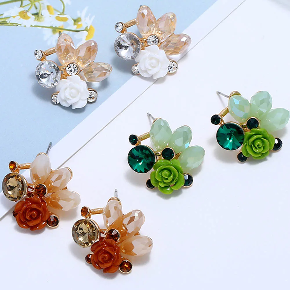 Bing Tu Romantic Earring White Green Resin Flower Stud Earrings For Women Plant Jewelry Female Wedding Earings oorbellen femme
Bing Tu Romantic Earring White Green Resin Flower Stud Earrings For Women Plant Jewelry Female Wedding Earings oorbellen femme