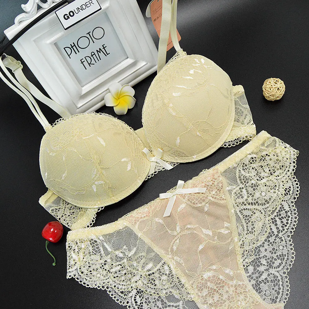 Womens Underwear Support Push Up Bras Sexy Lingerie set Embroiderey Floral Lace Bra And Panty set Gather Underwire Brassiere BH
Womens Underwear Support Push Up Bras Sexy Lingerie set Embroiderey Floral Lace Bra And Panty set Gather Underwire Brassiere BH