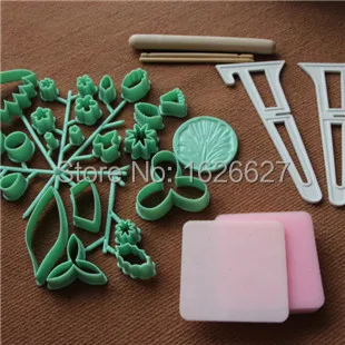 32 Pieces Sugar Paste Flower Making Set Sugarcraft Bonsai Mold Cake Decorating Tools Style
32 Pieces Sugar Paste Flower Making Set Sugarcraft Bonsai Mold Cake Decorating Tools Style
