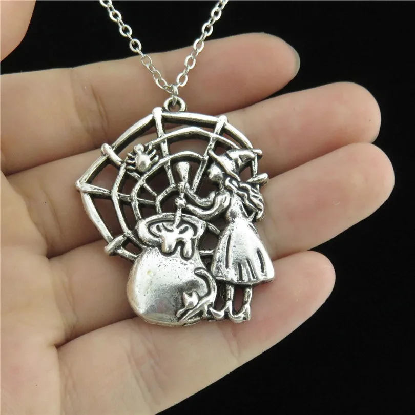GLOWCAT Q10A74 Silver Alloy Girls Women Jewelry Cartoon Poisonous Spider Witch Pendant Short Chain Collar Necklace 18"
GLOWCAT Q10A74 Silver Alloy Girls Women Jewelry Cartoon Poisonous Spider Witch Pendant Short Chain Collar Necklace 18"