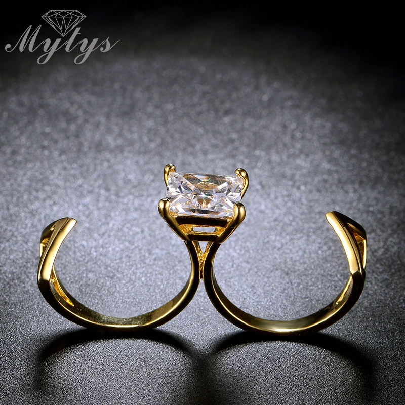 Mytys Fashion Design Unique Free Size Open Cuff Two Finger Ring Square Prong Setting Crystal Rings For Women R1063
Mytys Fashion Design Unique Free Size Open Cuff Two Finger Ring Square Prong Setting Crystal Rings For Women R1063