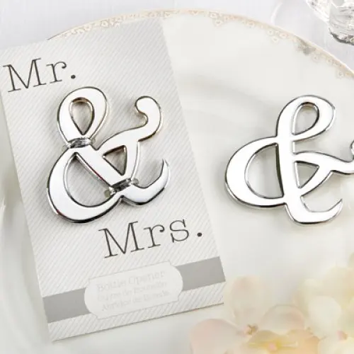 (20 Pieces/lot) Meaningful wedding favors for Guests of Mr. & Mrs. Ampersand Bottle Opener Party Favors for bridal shower gifts
(20 Pieces/lot) Meaningful wedding favors for Guests of Mr. & Mrs. Ampersand Bottle Opener Party Favors for bridal shower gifts