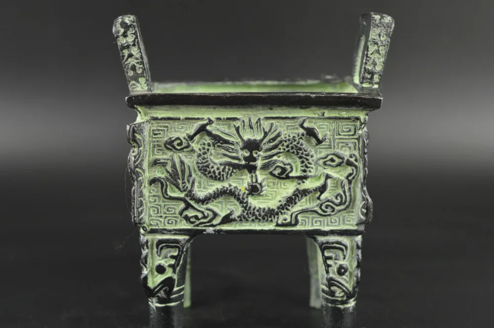 671115512++++China Bronze Carve Fierce Dragon Sacrifice Symbol Imperial Power Exorcise Statue
671115512++++China Bronze Carve Fierce Dragon Sacrifice Symbol Imperial Power Exorcise Statue