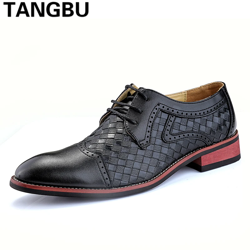 High Quality Genuine Leather Men Brogue Shoes Lace Up Breathable Aligator Print Leather Shoes Fashion Men Dress Shoes Size 39-44
High Quality Genuine Leather Men Brogue Shoes Lace Up Breathable Aligator Print Leather Shoes Fashion Men Dress Shoes Size 39-44