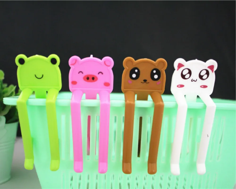 2 Pcs/lot Garbage Bag Clip Cartoon Animal Plastic anti-drop Waste Bin Bag Clip Kitchen Household Tool Trash Clip holder
2 Pcs/lot Garbage Bag Clip Cartoon Animal Plastic anti-drop Waste Bin Bag Clip Kitchen Household Tool Trash Clip holder
