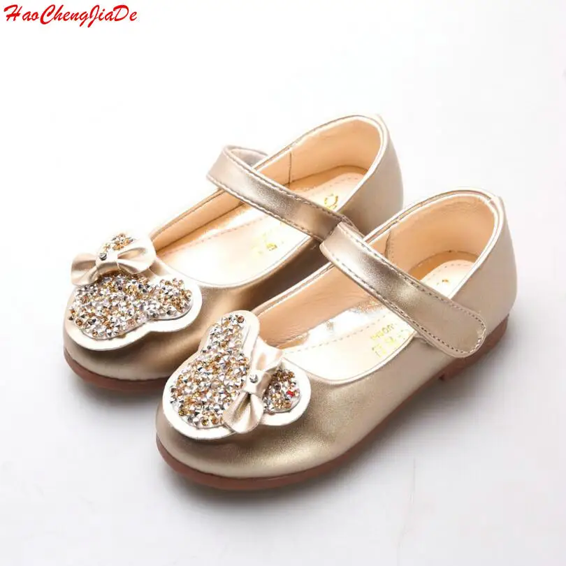 Kids Shoes 2018 New Sequins Casual Children Leather bling Heart Pattern Glittery Girl Princess Flat Shoe size26-30
Kids Shoes 2018 New Sequins Casual Children Leather bling Heart Pattern Glittery Girl Princess Flat Shoe size26-30