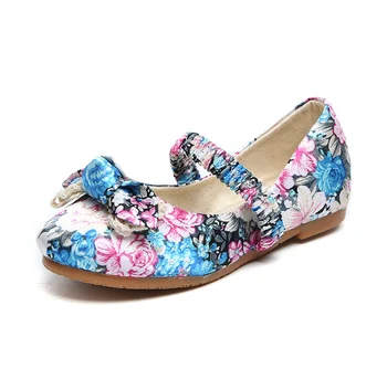 Classic Floral Ethnic Style Embroidered Shoes For Girls Retro Bow Design Comfort Children Canvas Flat Kids's Dancing Shoes Z872
Classic Floral Ethnic Style Embroidered Shoes For Girls Retro Bow Design Comfort Children Canvas Flat Kids's Dancing Shoes Z872