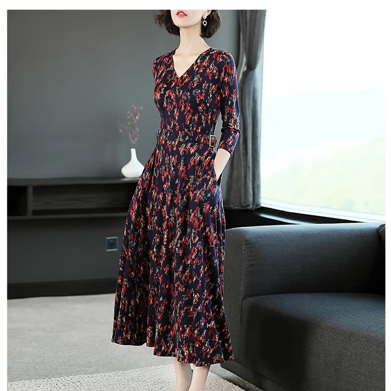 2019 Long Dresses Women Autumn Elegant Floral Print High Waist Slim Fit Swing Vestidos 3/4 Sleeve Female V Neck Maxi Dress XXXL
2019 Long Dresses Women Autumn Elegant Floral Print High Waist Slim Fit Swing Vestidos 3/4 Sleeve Female V Neck Maxi Dress XXXL