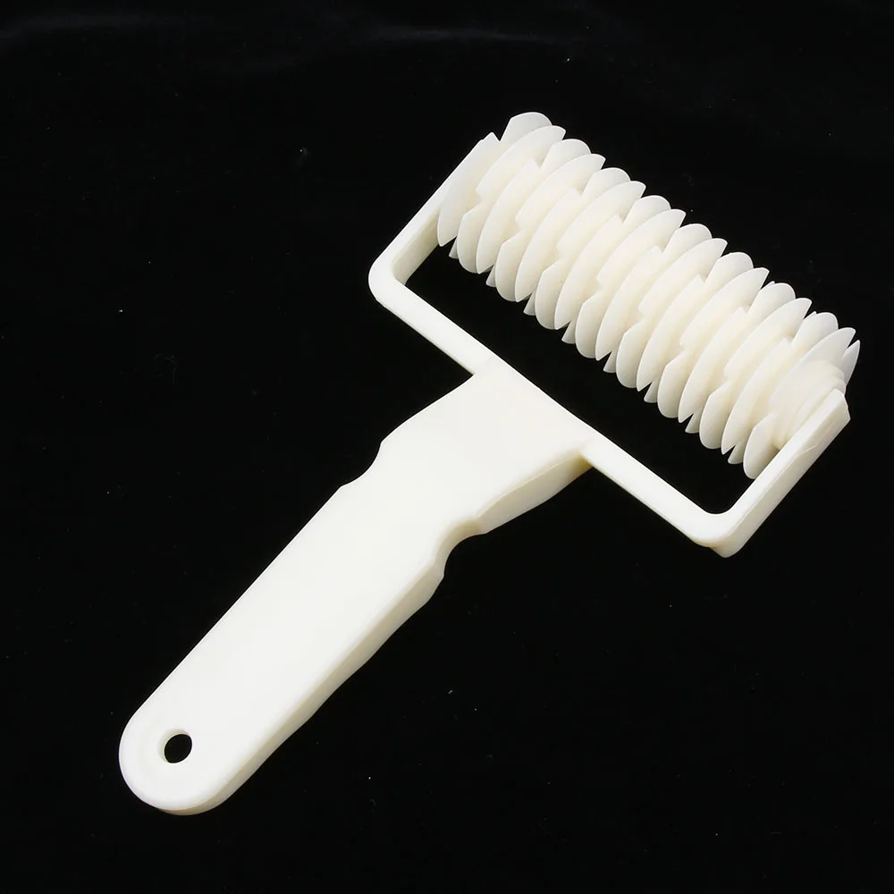 2 SIZES High Quality Pie Pizza Cookie Cutter Pastry Plastic Baking Tools Bakeware Embossing Dough Roller Lattice Cutter Craft
2 SIZES High Quality Pie Pizza Cookie Cutter Pastry Plastic Baking Tools Bakeware Embossing Dough Roller Lattice Cutter Craft