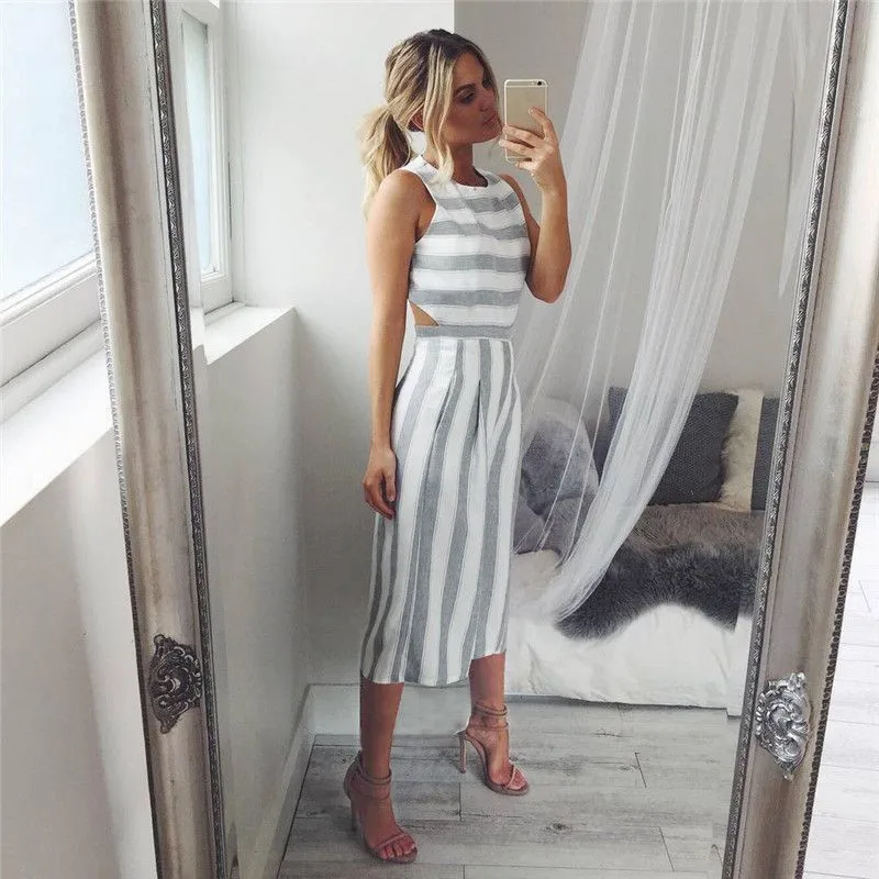 2018 Women's Sleeveless Striped Jumpsuit Casual Loose Trousers Fashionable Leotard Catsuit Combinaison Wide Leg Pants
2018 Women's Sleeveless Striped Jumpsuit Casual Loose Trousers Fashionable Leotard Catsuit Combinaison Wide Leg Pants