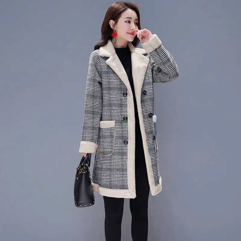 2019 Women Autumn Winter Plaid Thick Parkas Female Medium Long Jackets Long Sleeve Wool Coats Double Breasted Outerwear X224
2019 Women Autumn Winter Plaid Thick Parkas Female Medium Long Jackets Long Sleeve Wool Coats Double Breasted Outerwear X224