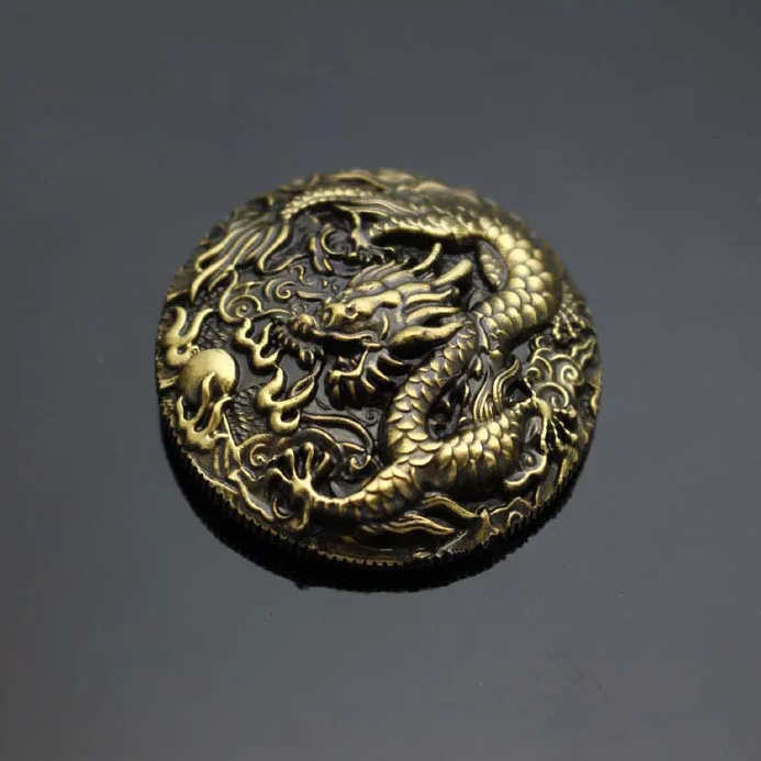 33mm Solid brass Antiqued Bronze Metal decoration Button Antique Decorated Set Dragon For DIY Wallet Bag Decor Leather craft
33mm Solid brass Antiqued Bronze Metal decoration Button Antique Decorated Set Dragon For DIY Wallet Bag Decor Leather craft