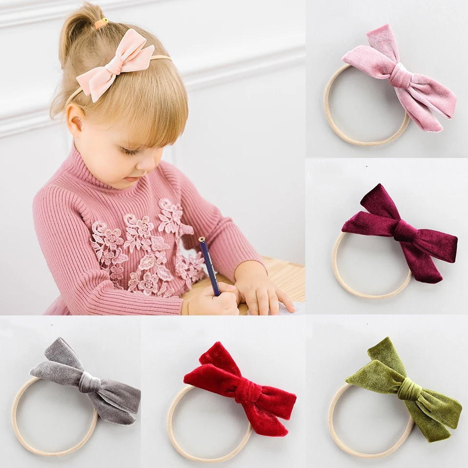 1pcs Lovely velvet headbands for girls cute bows nylon headband soft elastic headband for kids Christmas gift Hair Accessories
1pcs Lovely velvet headbands for girls cute bows nylon headband soft elastic headband for kids Christmas gift Hair Accessories