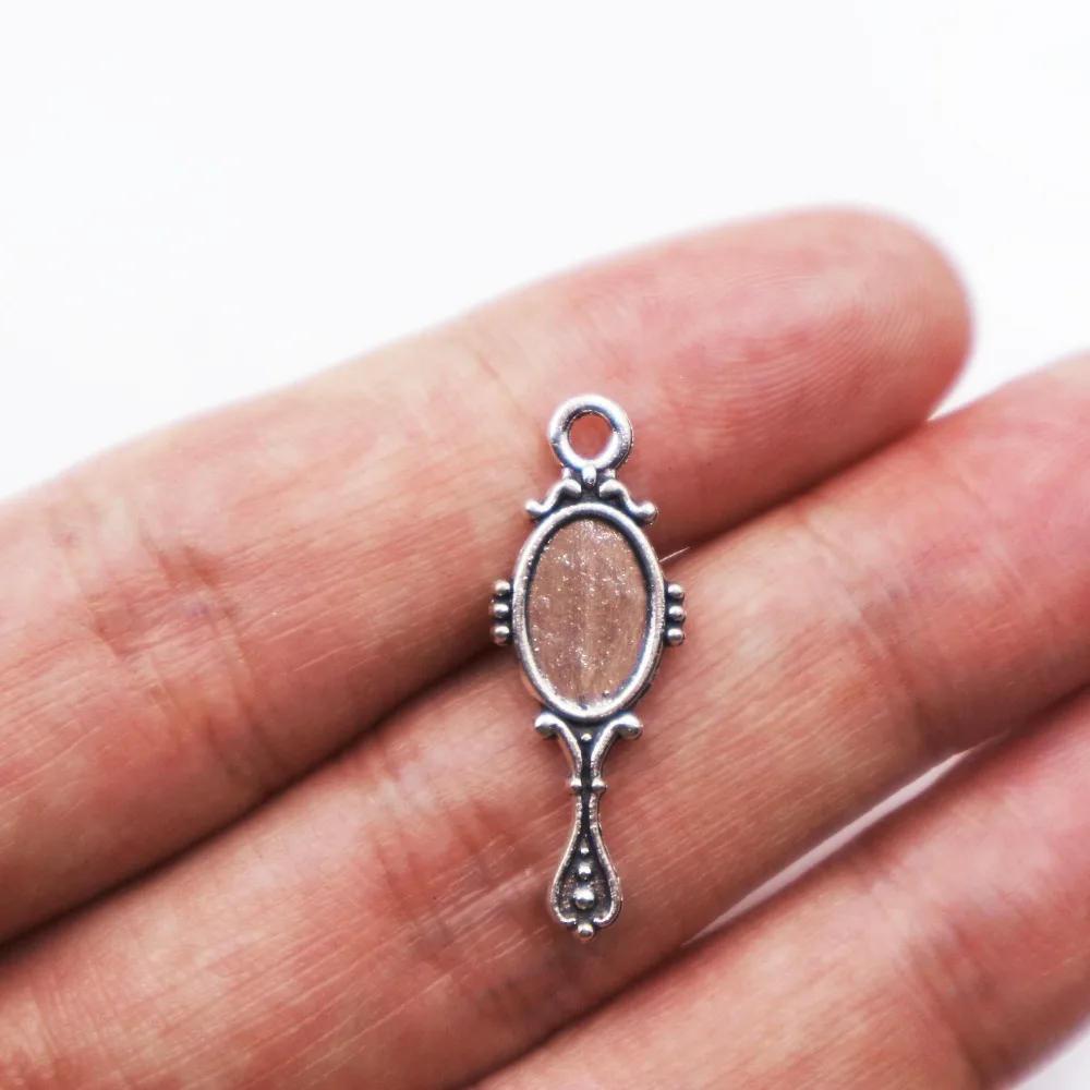 30pcs Tibetan Silver Plated mirror Charms mirror pendant for boho jewelry 28.5*10.5*2mm
30pcs Tibetan Silver Plated mirror Charms mirror pendant for boho jewelry 28.5*10.5*2mm
